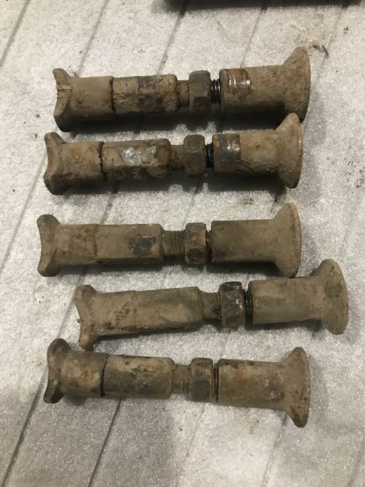 Продам розпорки колеса r19 на мт дніпро