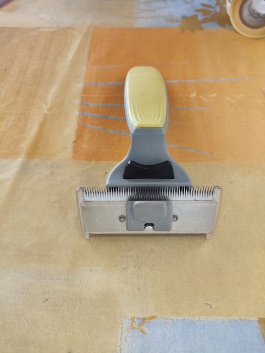 Escova para tosa de animais de estimação