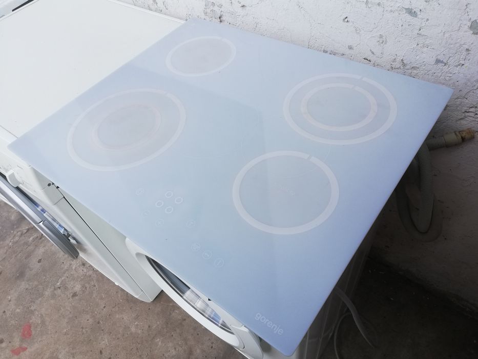 Płyta Gorenje ceramiczna biała |12msc |Dobry stan |Dowóz