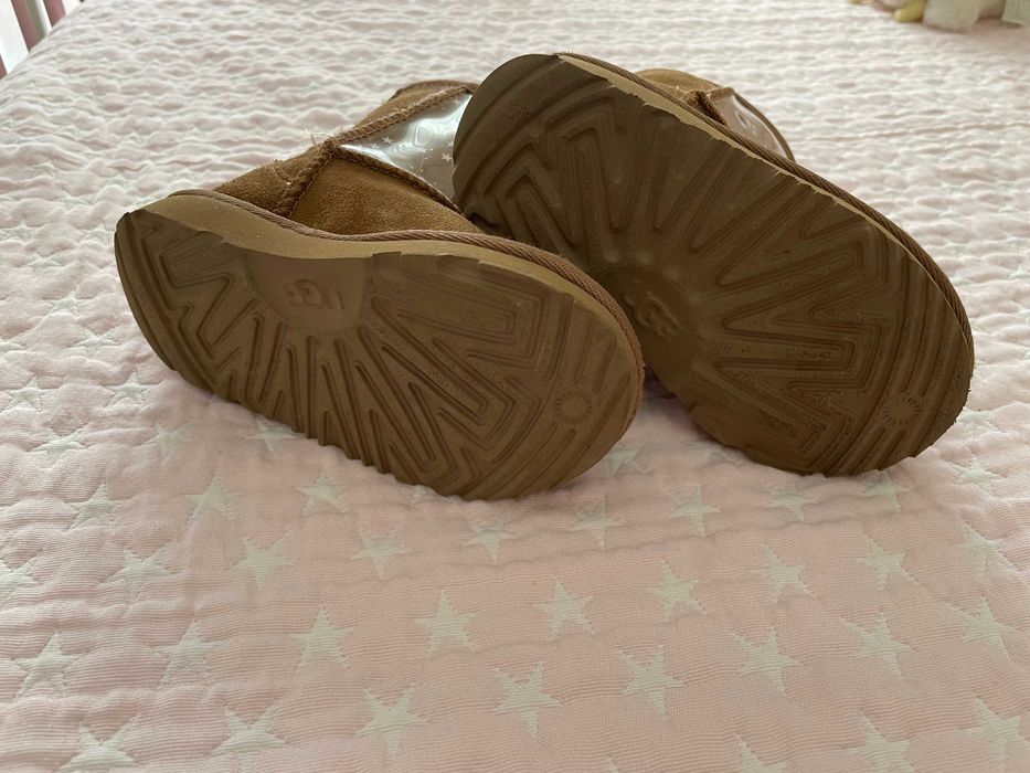 Botas Criança Ugg 25