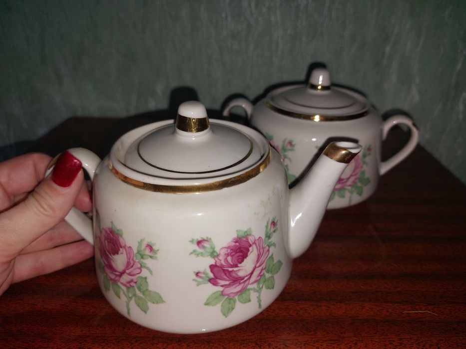 Набір для чаю та цукру.