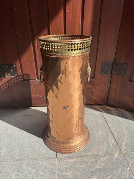 Chapeleiro / Suporte de guarda-chuva