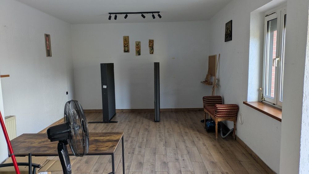 Lokal 40 m/kw Centrum Jastrzębia Zdr. Duży bezpłatny parking!!!