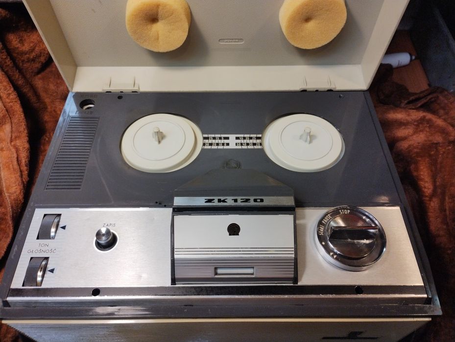 Magnetofon zk 120