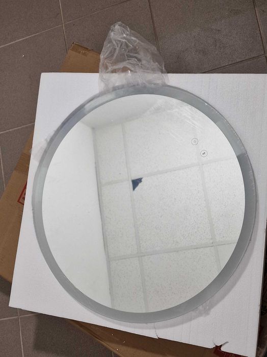 Lustro łazienkowe nowe, okrągłe, oświetlane