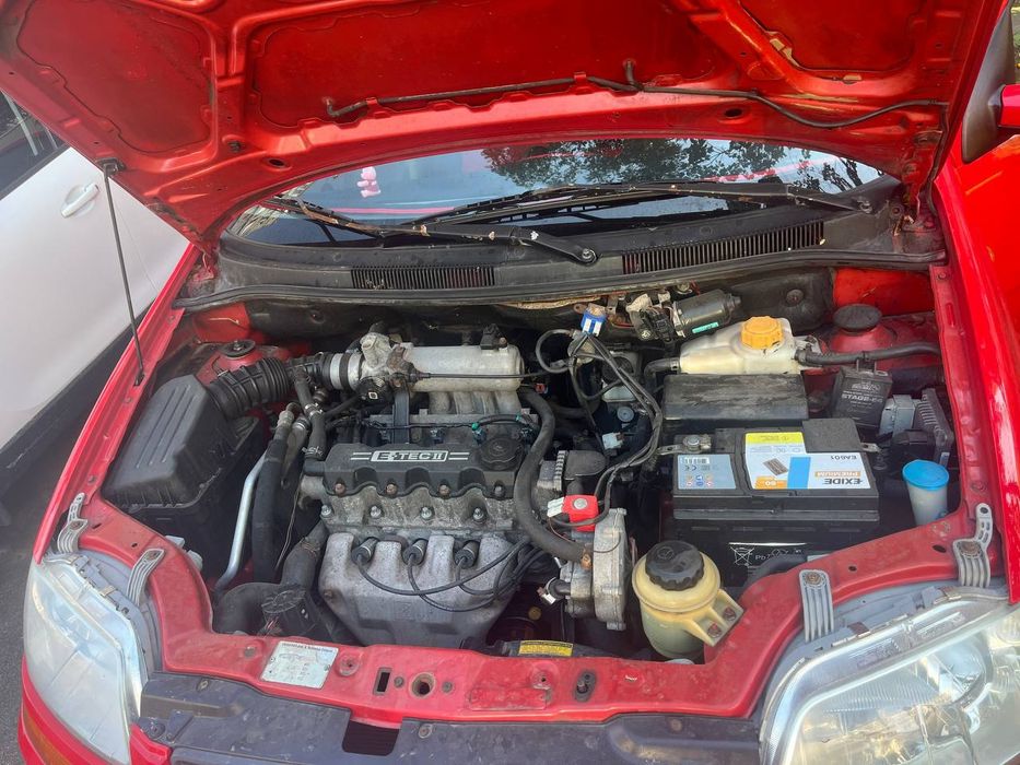 Продам Шевроле Авео 1,5. Автомат