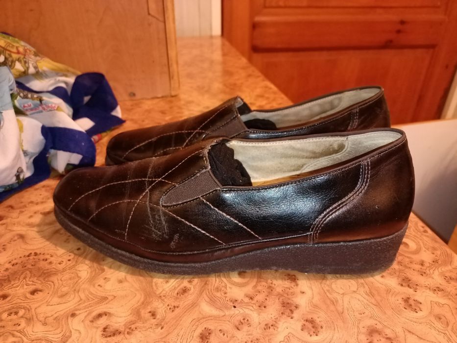 Buty skórzane 42
