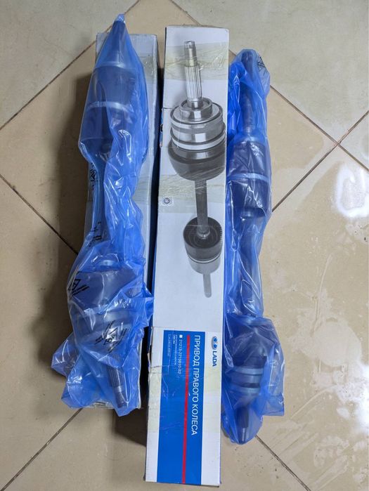 Привод передних колес ; ВАЗ 21213; 21214; 2123 Нива к-т =2 шт , оригин