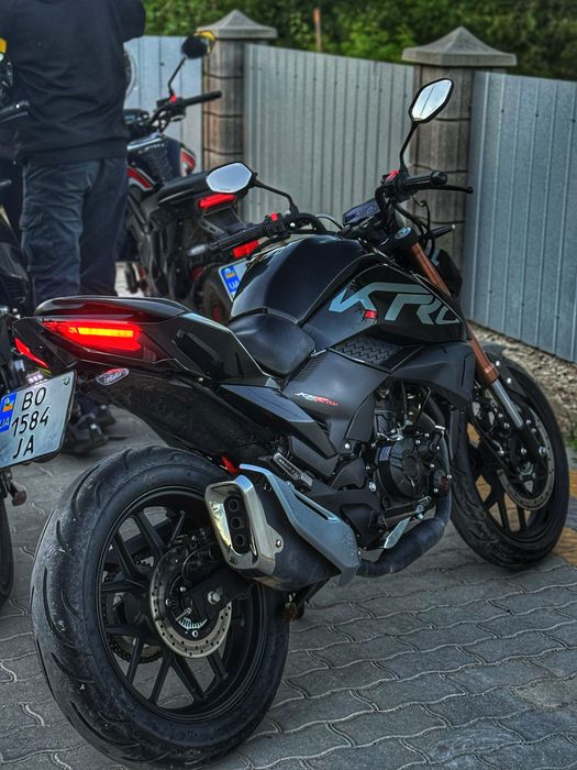 Lifan kps 200 чорний