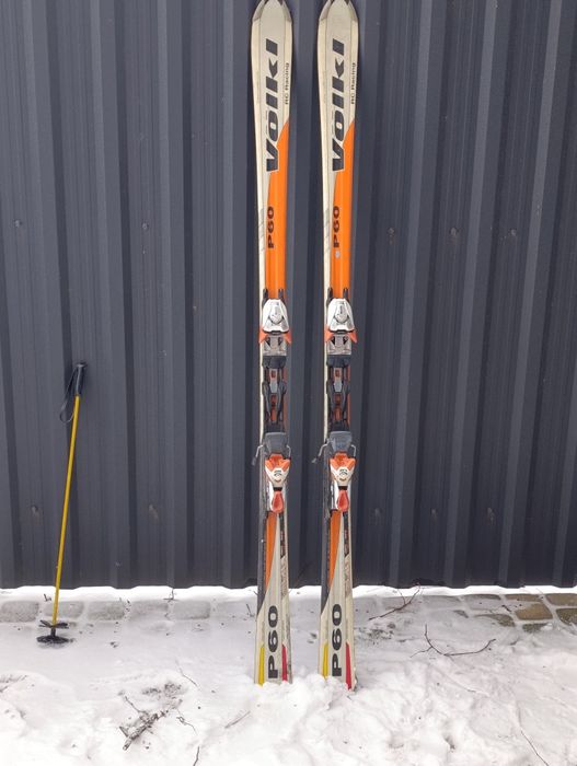 Лижі гірські, бігові