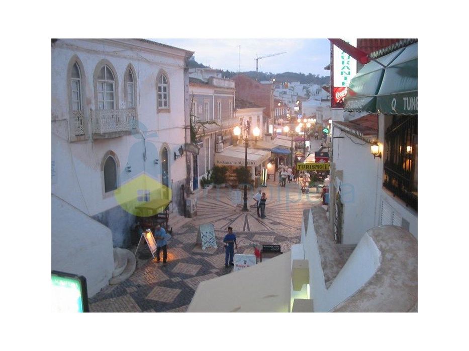 Bar-Espaço Comercial Para Venda No Coração De Albufeira