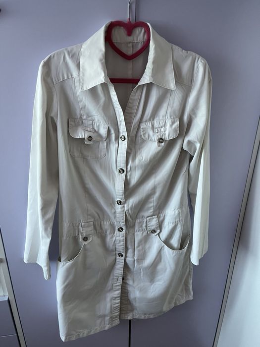 Медичний халат вишитий вишиванка