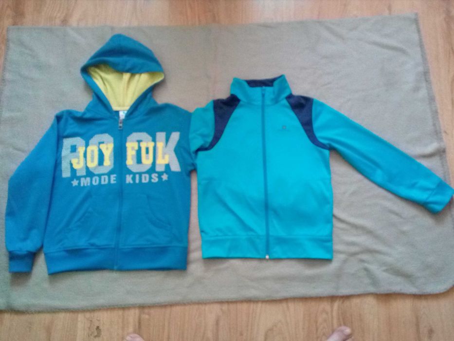 bluzy chłopięce rozmiar 122/128 2 sztuki