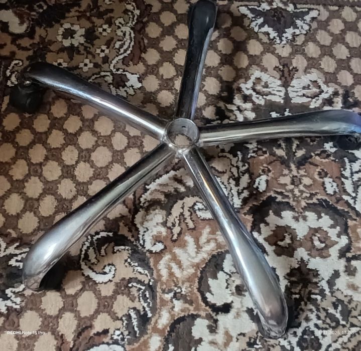 Запчасти к офисному креслу