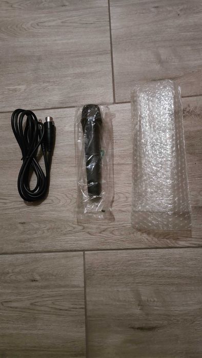 JBL PBM100 Mikrofon przewodowy dynamiczny do JBL PARTYBOX karaoke