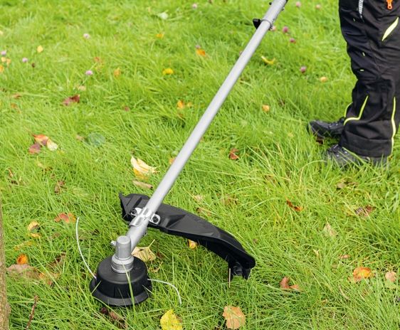 Kosa  spalinowa 4W1 PIŁA nożyce Parkside PBK 4 B3