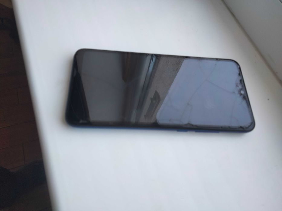 Xiaomi redmie 7,  3/32 ГБ, б/у