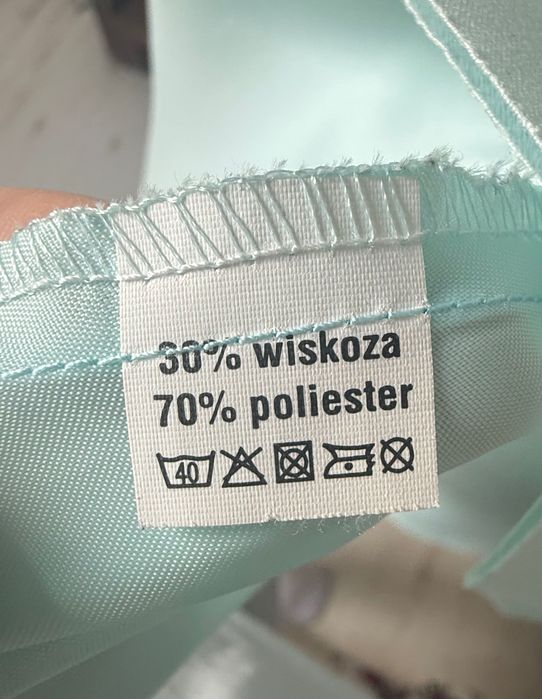 Sukienka piankowa z falbanami S
