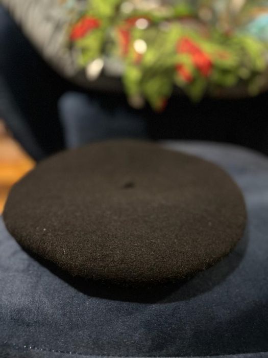 Wełniany beret