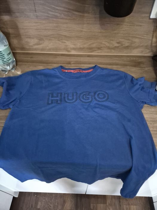 T-shirt Hugo Boss roz L premium