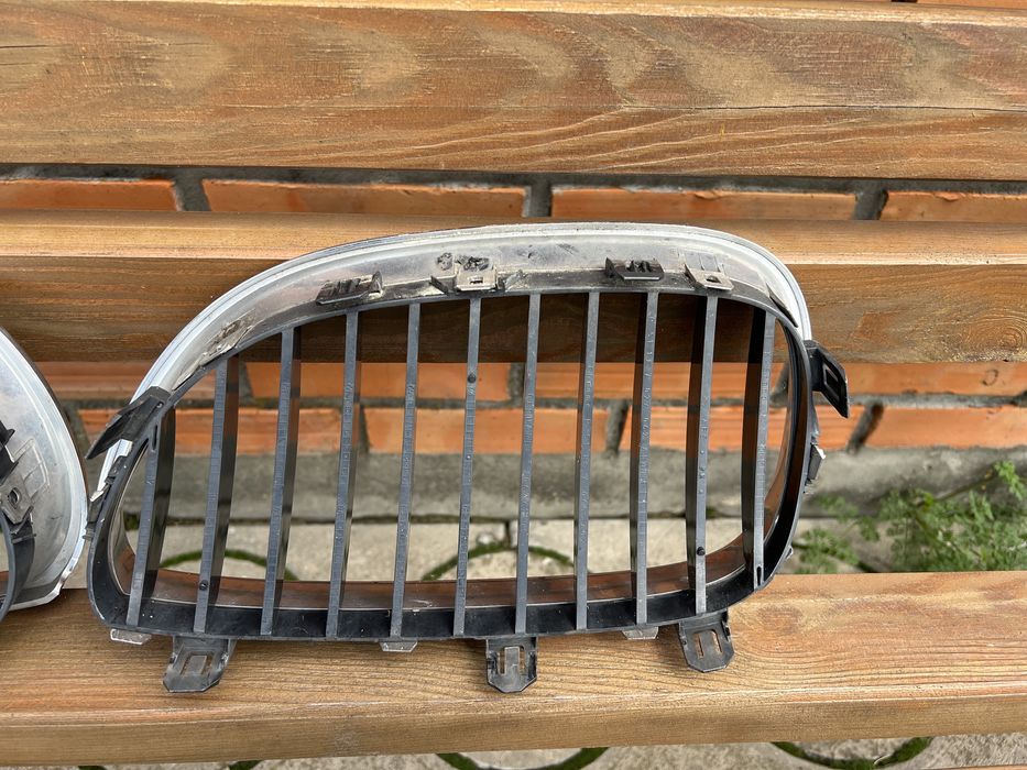 Продам Ноздрі Бмв Е60 оригінал!