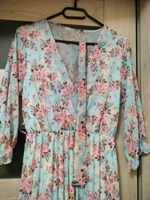 Sukienka plisowana w kwiaty uniwersalny