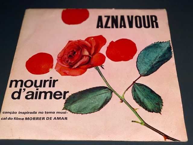 Charles AZNAVOUR - Records