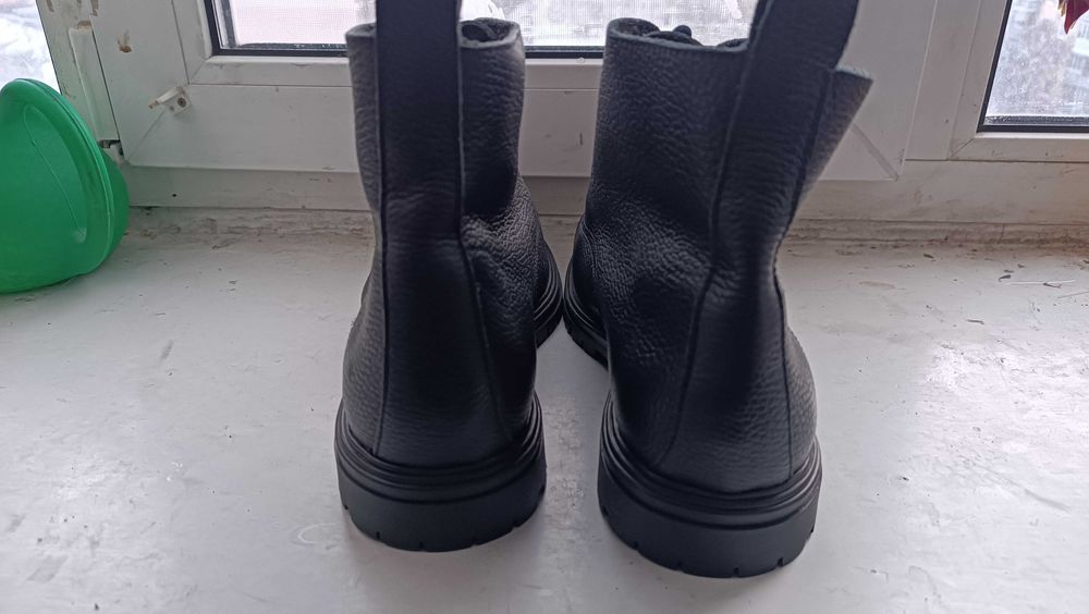 Нові зимові черевики люкс бренду Milton Ricardo. Португалія.Р45.29.5СМ