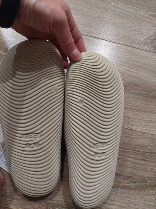 Шльопанці Crocs Mellow Recovery m7/w9 39 розмір. Шлепки, Крокси