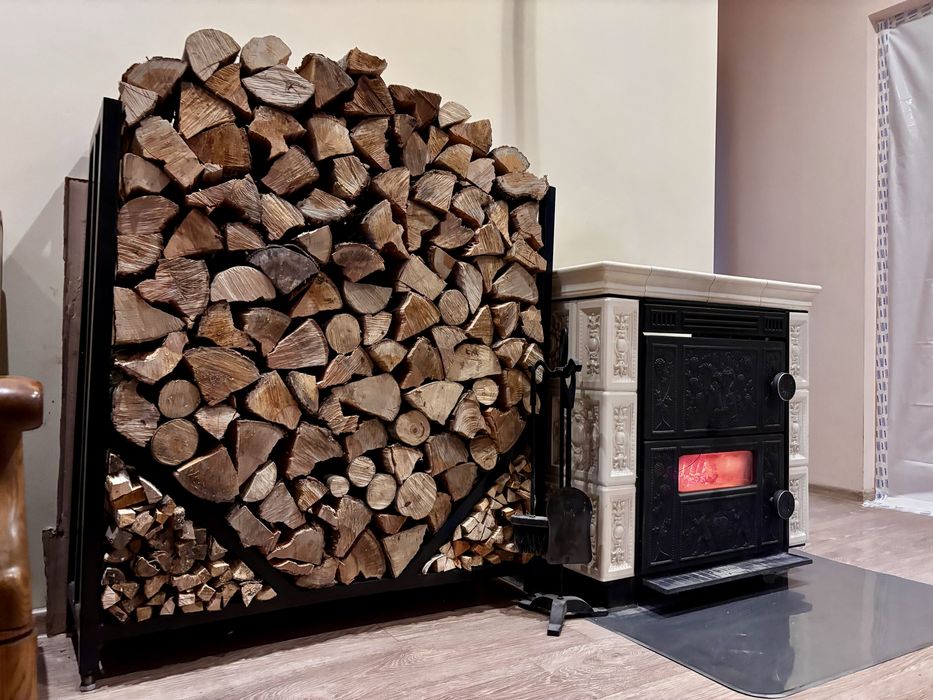 Stojak na drewno kominkowe