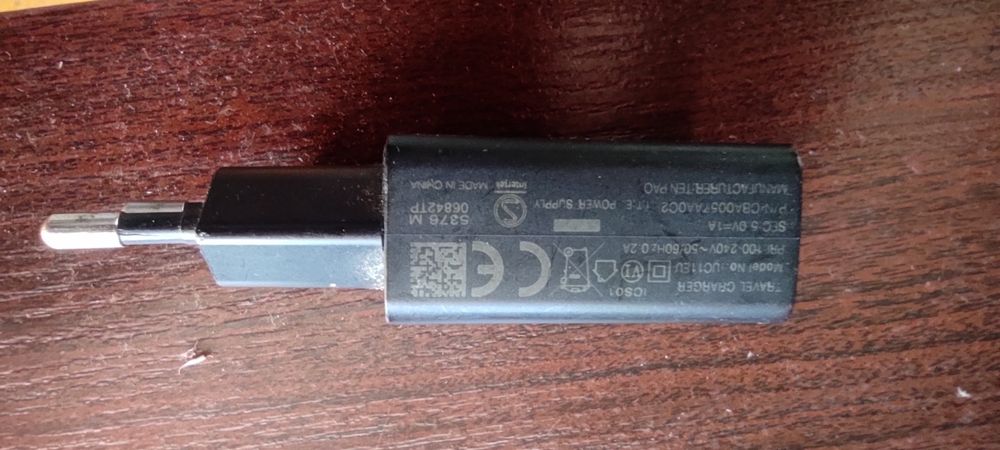 Ładowarki sieciowe 2szt i kable na mini USB 3 szt