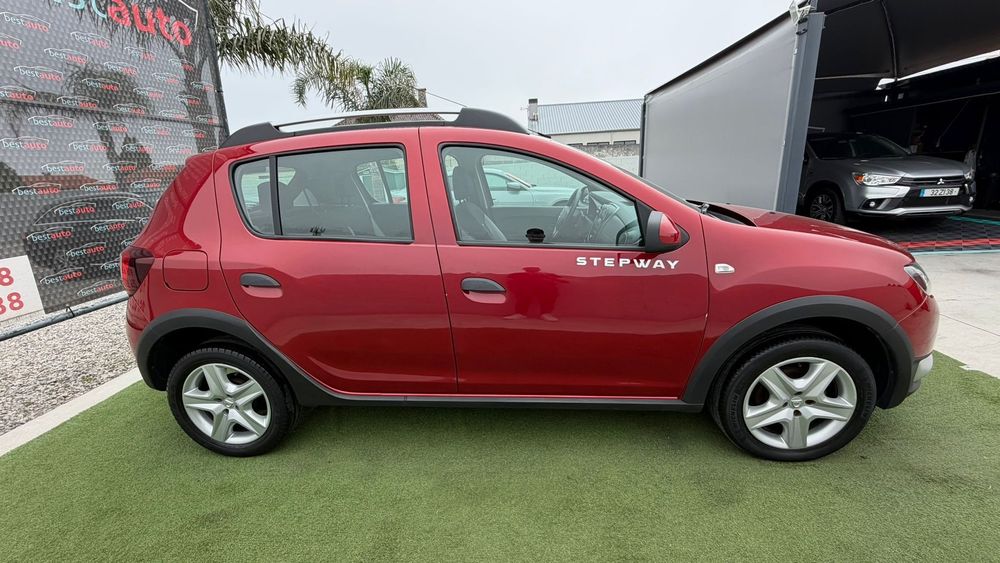 alt