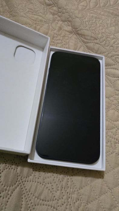 iPhone 13 - 128gb