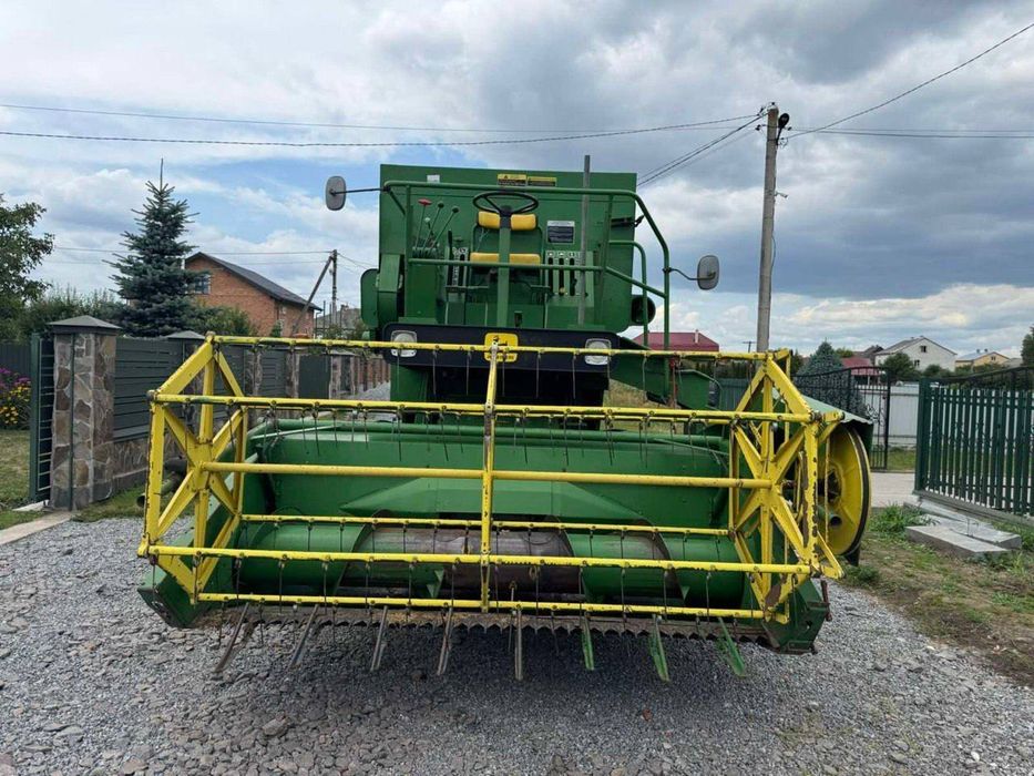 Комбайн свіжопригнаний John Deere 942