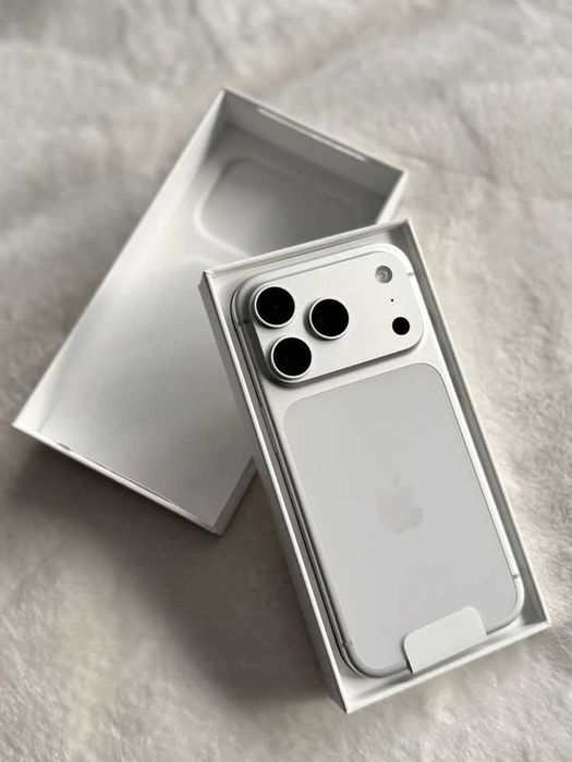 iPhone 17 PRO Como NOVO 256GB