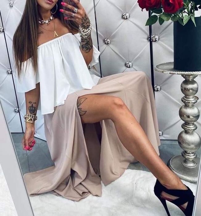 Elegancki komplet bluzka spódnica maxi logo Lola bianka