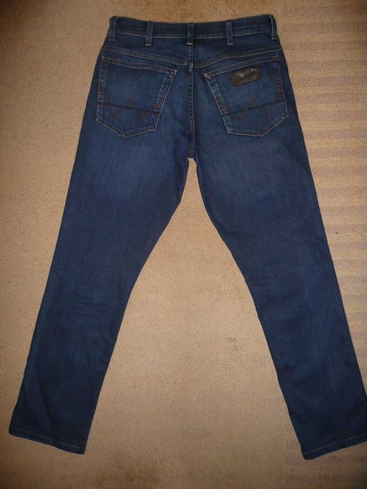Spodnie dżinsy WRANGLER W31/L32=42/106cm texas
