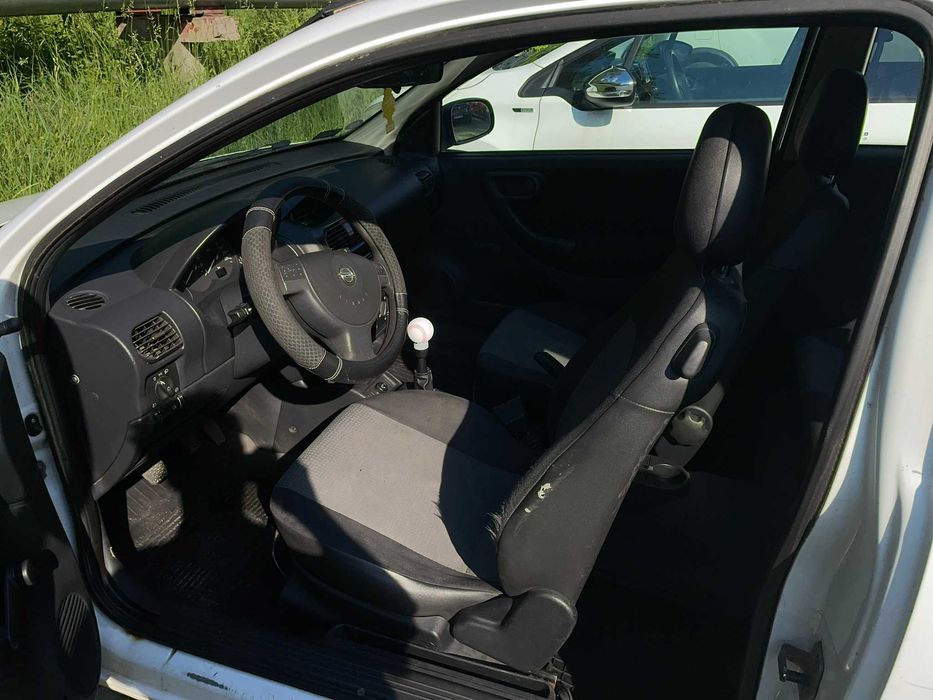 Opel Corsa C 1.0