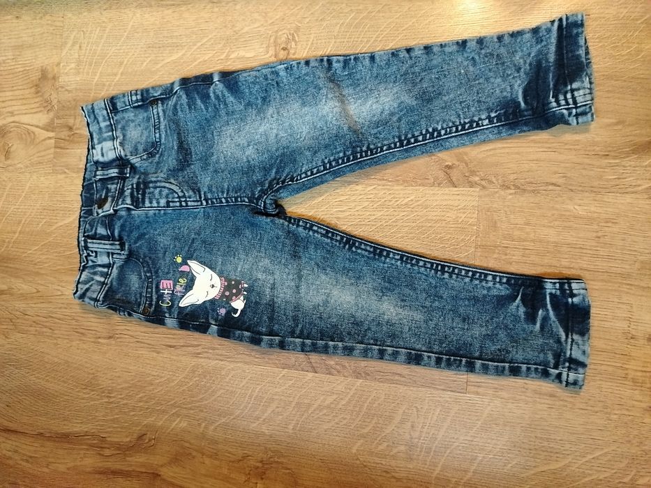 Śliczne spodnie dla dziewczynki 92