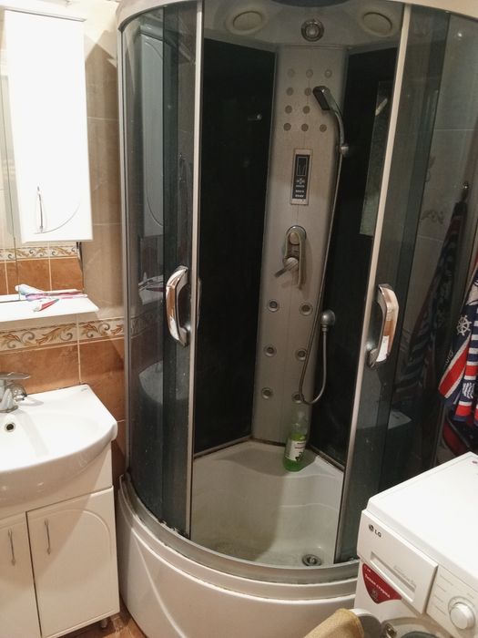 Продам 2 кімнатну квартиру