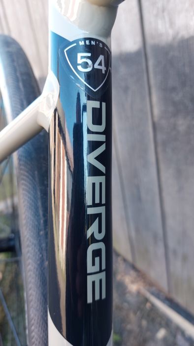 Rower szosowy Specialized Diverge Comp E5 kolarzówka Shimano 105