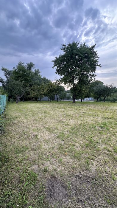 Продаж; ділянка 33 сотки; Чернівці; + приміщення; бізнес;