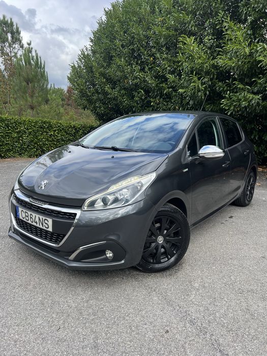 Peugeot 208 1.2 82cv | 2015 | 94.935 km