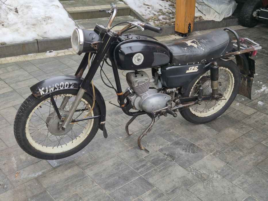 Wsk 125/Oryginalna/Kompletna/Odpala od kopa/Idealna baza do renowacji