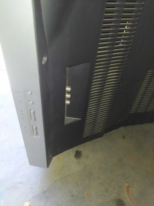 Телевізор LG з великим екраном