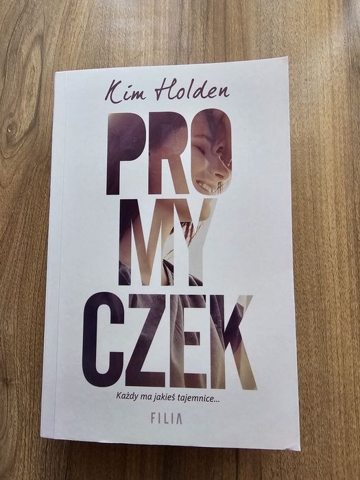 Książka ,,Promyczek" Kim Holden