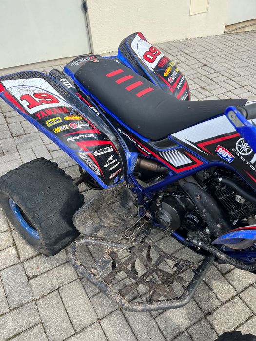 Yamaha raptor 660