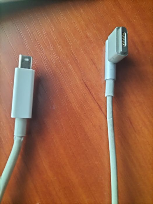 IMac mini zestaw +kable myszka oraz klawiatura