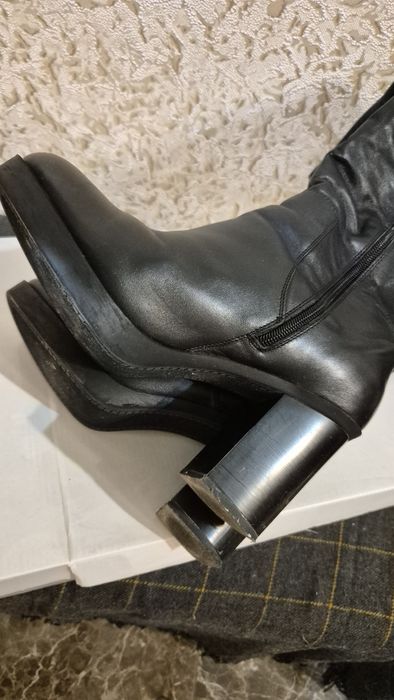 Чоботи зимові на підборах GEM