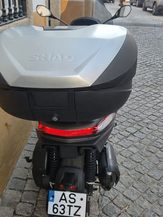 Vendo moto PIAGGIO MP3 530 HPE